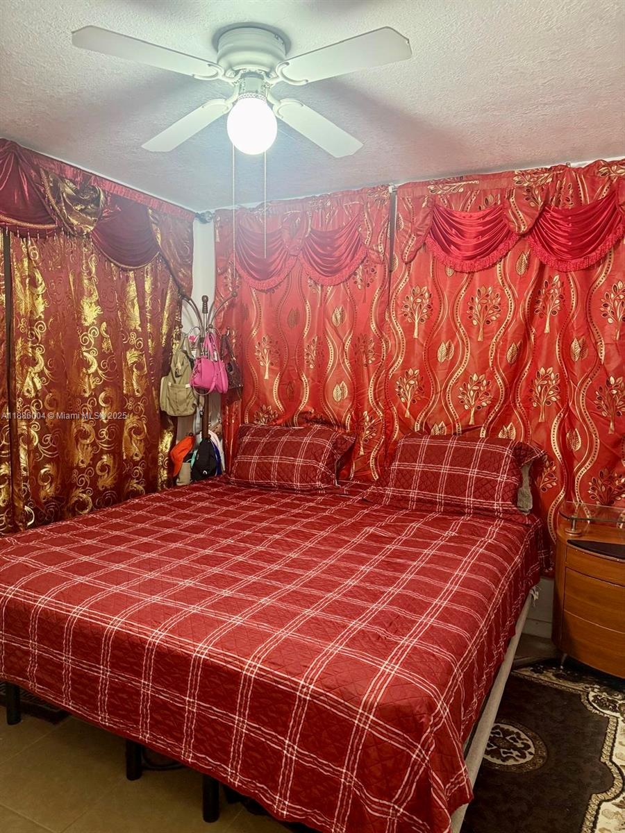 CAROL CITY GDNS 1ST ADDN - Residential