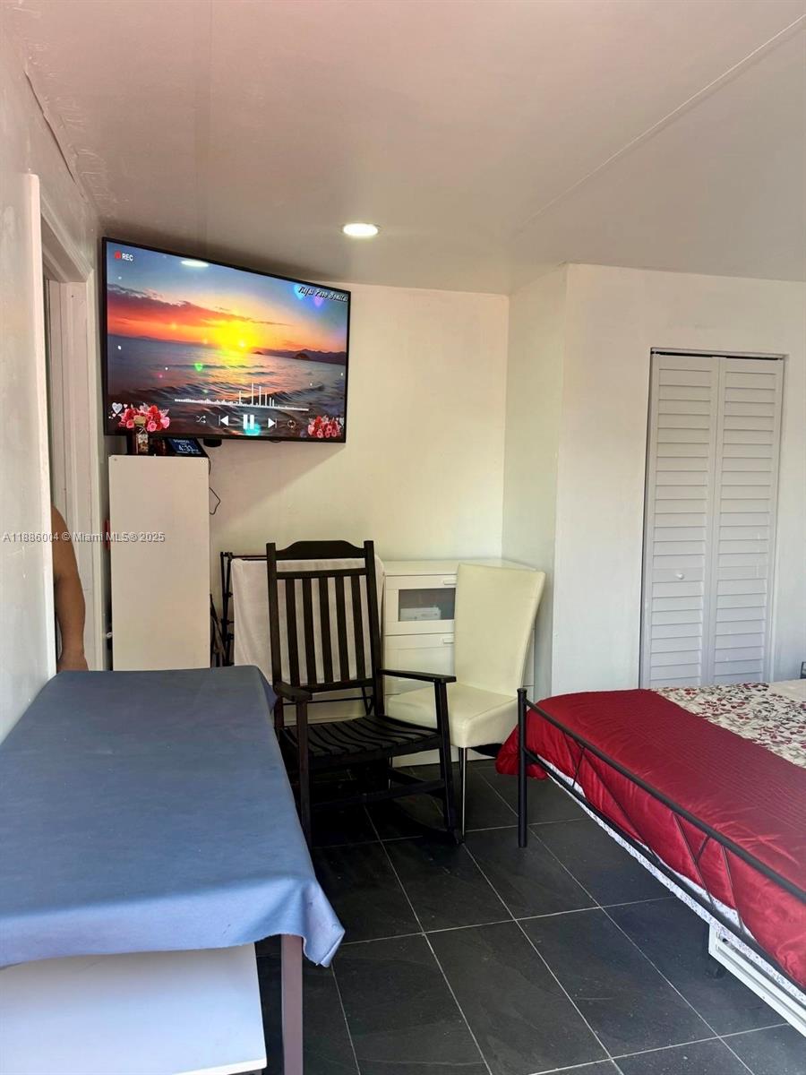 CAROL CITY GDNS 1ST ADDN - Residential