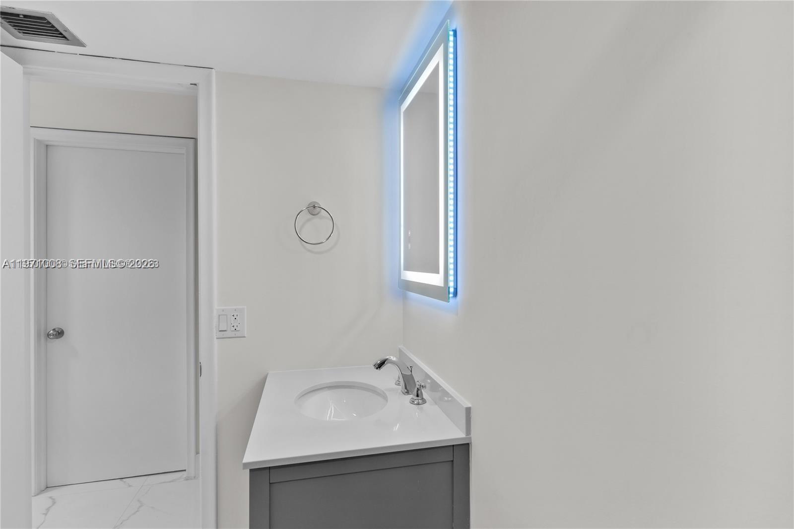 BAY YACHT CLUB CONDO - Residential