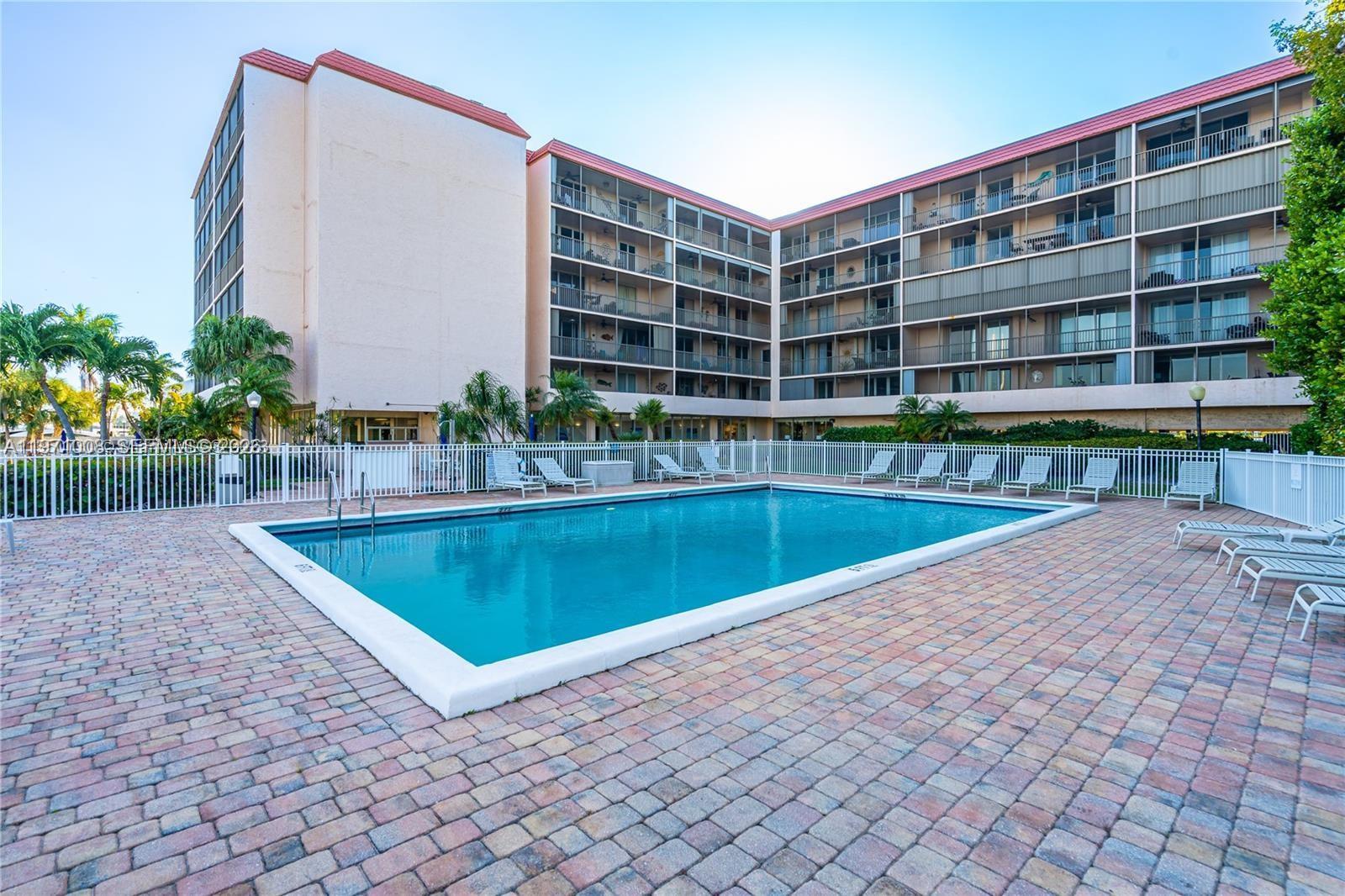 BAY YACHT CLUB CONDO - Residential