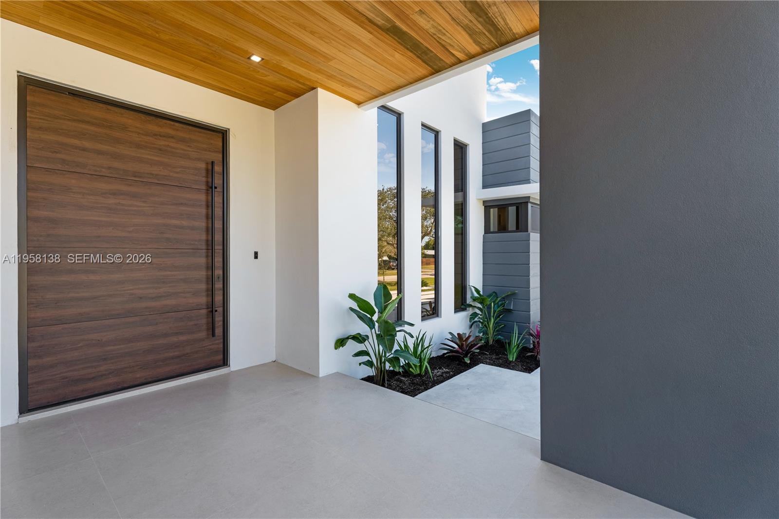 PINE SHORE SEC 1 - Residential