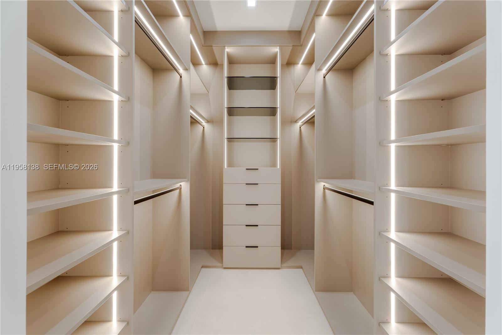 PINE SHORE SEC 1 - Residential