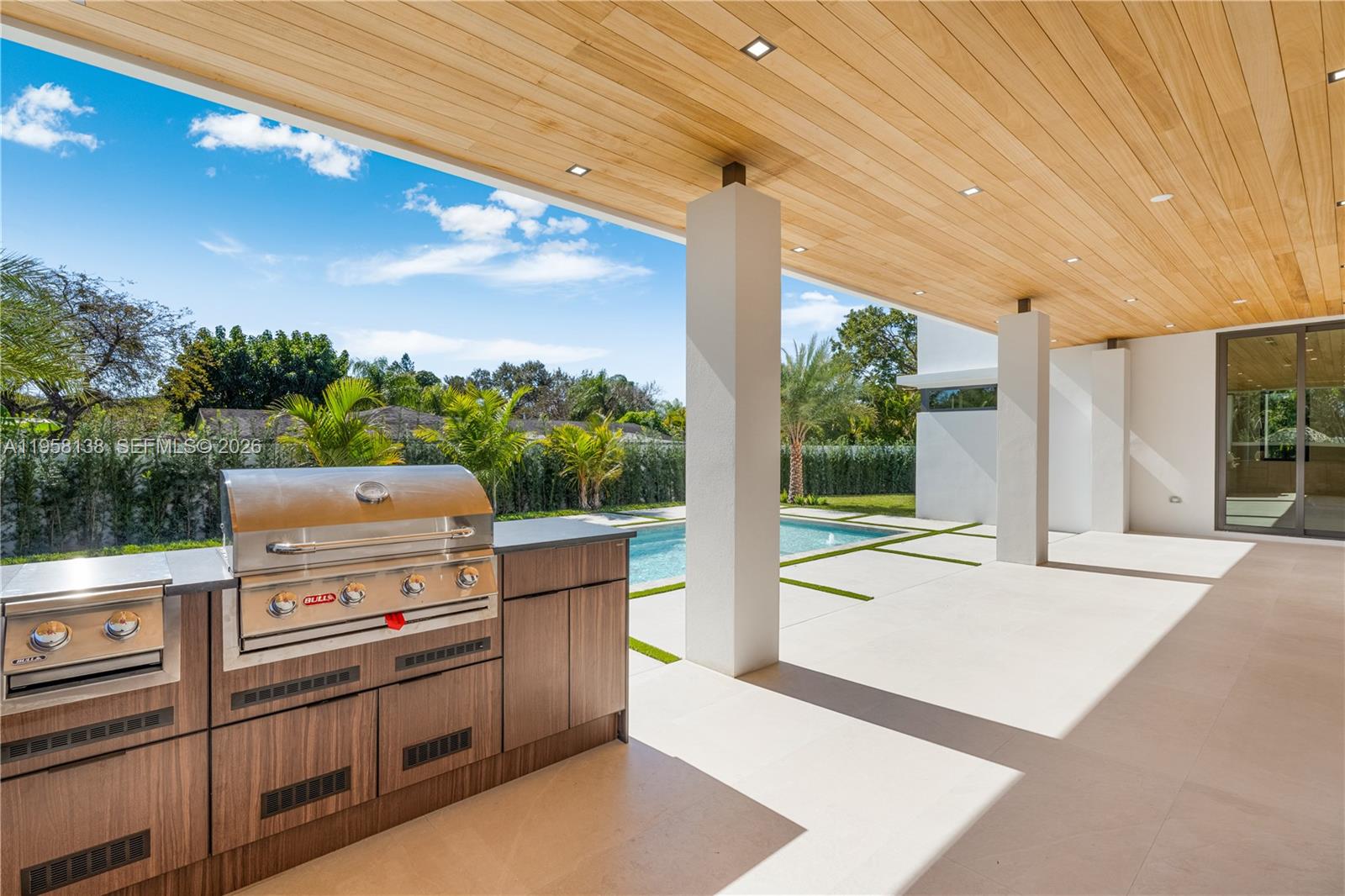 PINE SHORE SEC 1 - Residential