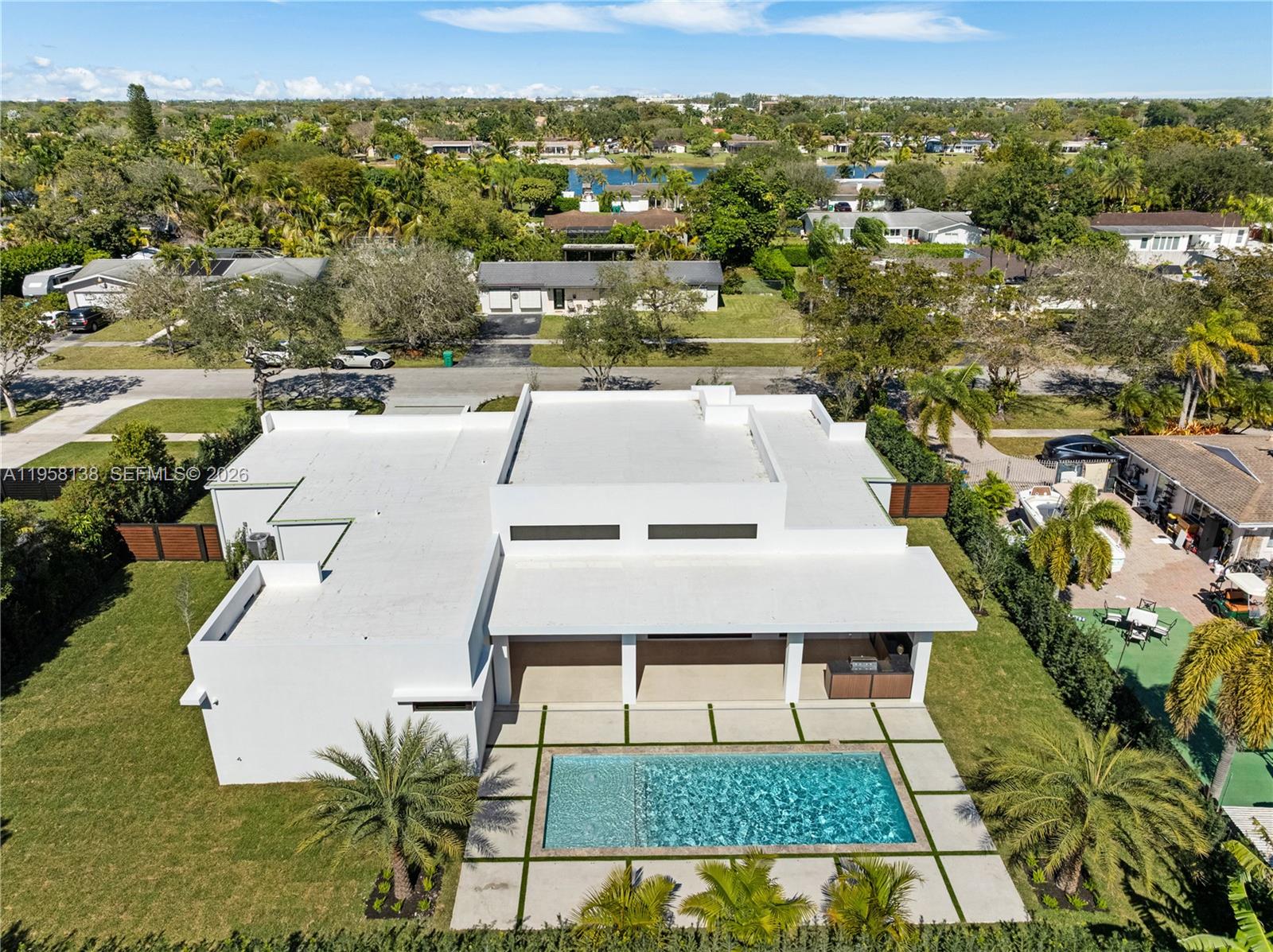 PINE SHORE SEC 1 - Residential