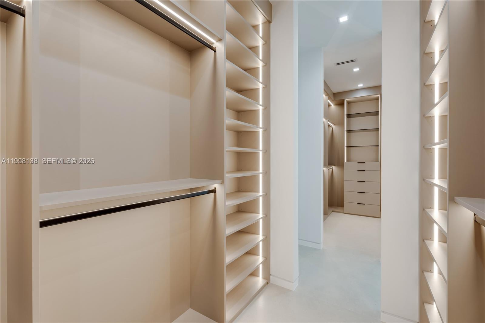 PINE SHORE SEC 1 - Residential