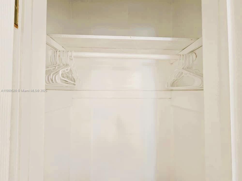 JELKS ESTATES - Residential Lease