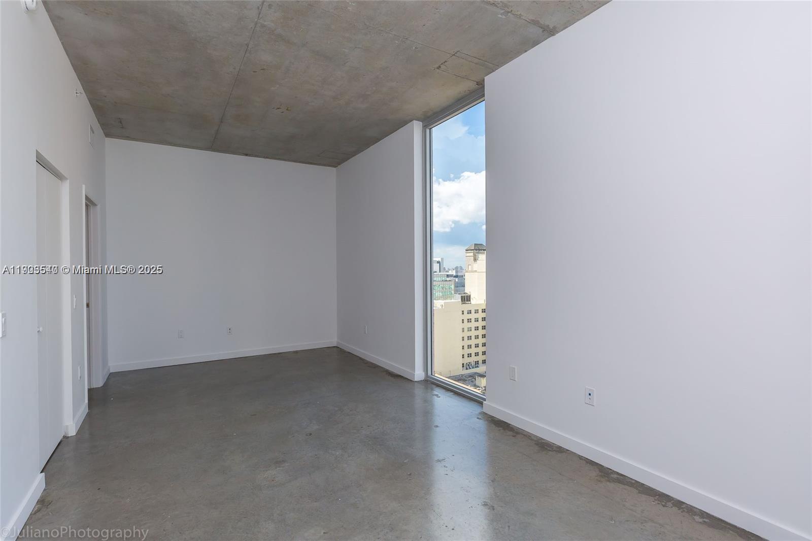 CENTRO CONDO - Residential Lease