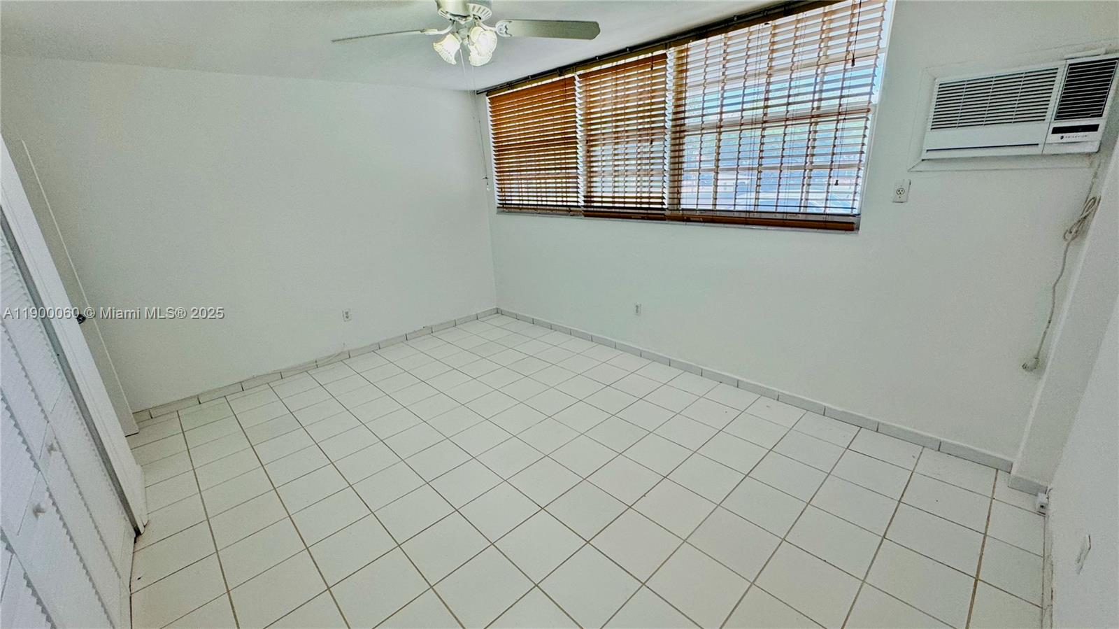 CREEK CLUB CONDO - Residential Lease