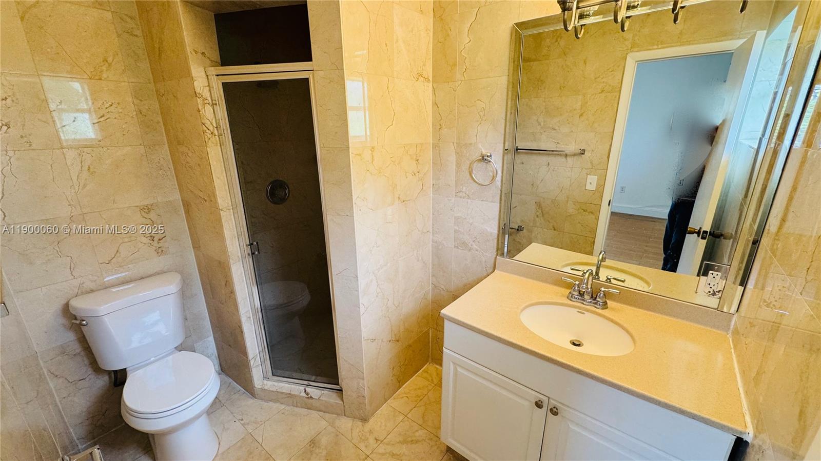 CREEK CLUB CONDO - Residential Lease