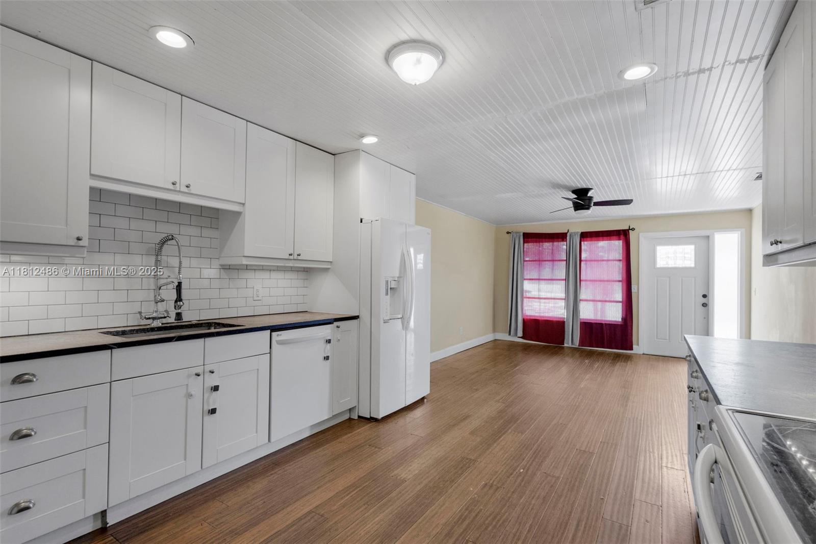 FISHERMANS VLG - Residential