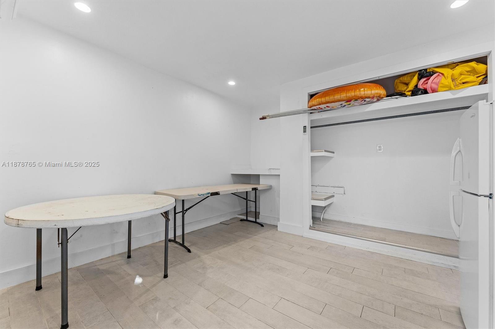 GIR SUB - Residential