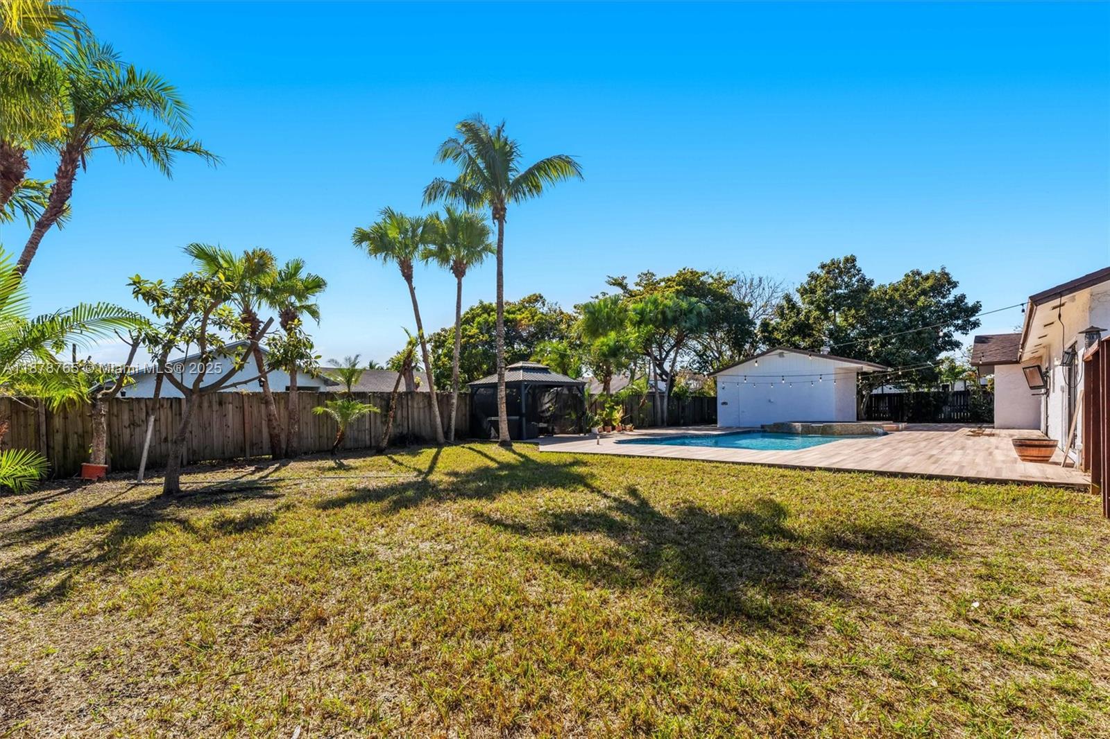 GIR SUB - Residential