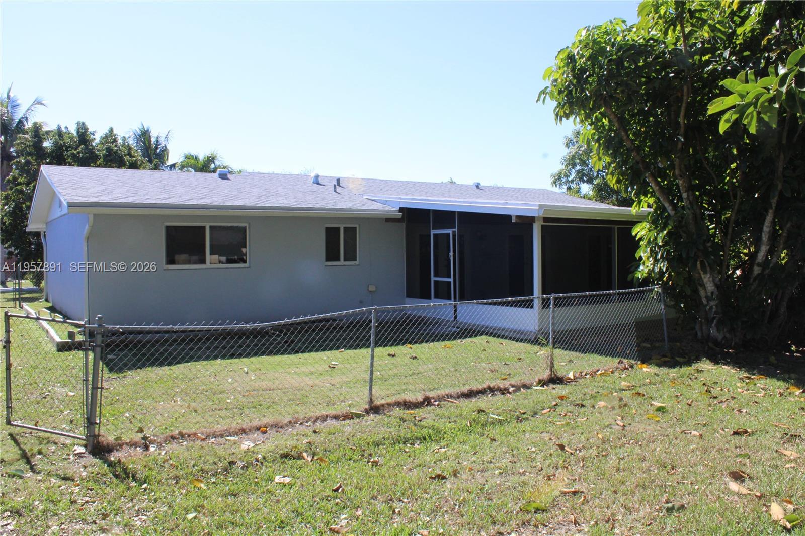 WINSTON PARK UNIT TWO - Residential