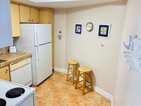 Tiny photo for 3180 S Ocean Dr #605, Hallandale Beach, FL 33009 (MLS # A12027858)
