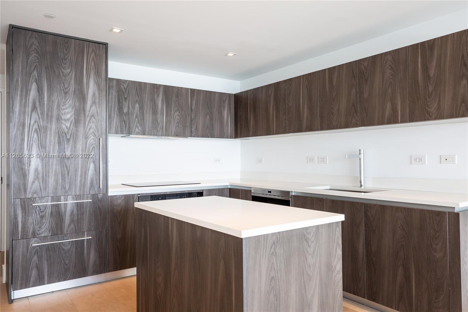 ONE PARAISO CONDO - Residential Lease