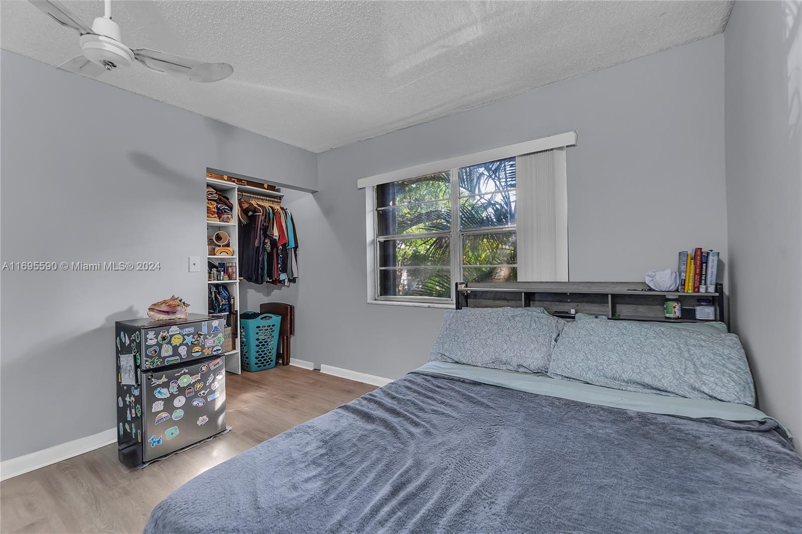 APPLE CREEK - Residential