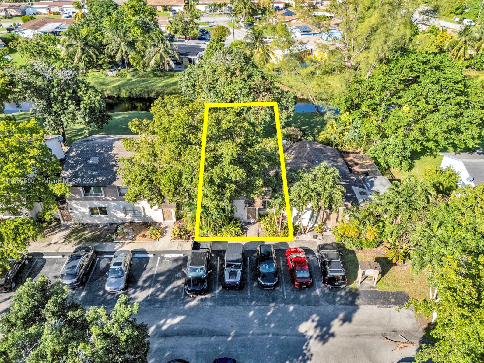 APPLE CREEK - Residential