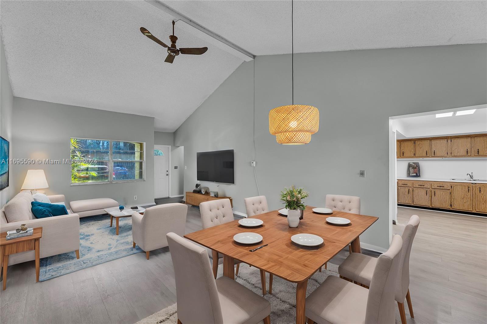 7243 W Sunrise Blvd 7243K