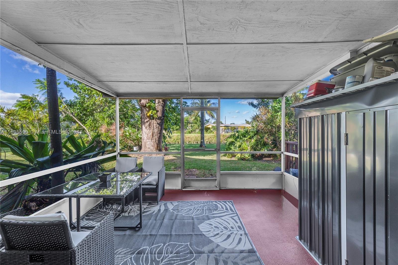 APPLE CREEK - Residential