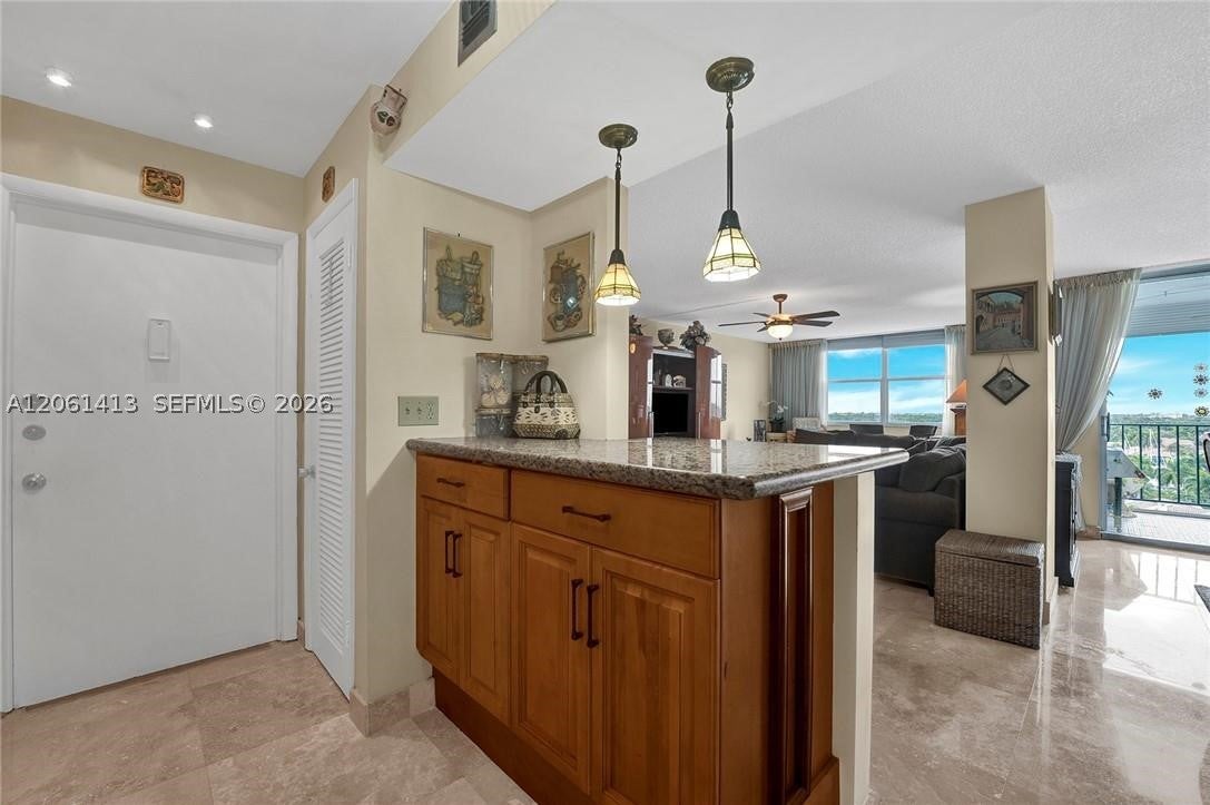 1400 S Ocean Dr 1004