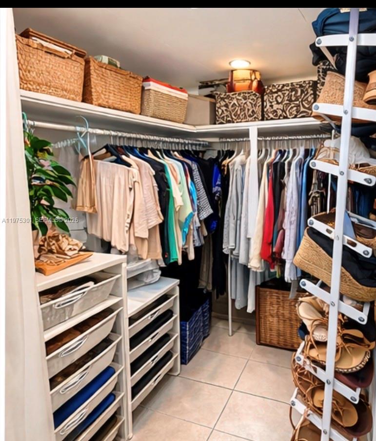 BAY PARK TOWERS CONDO - Residential