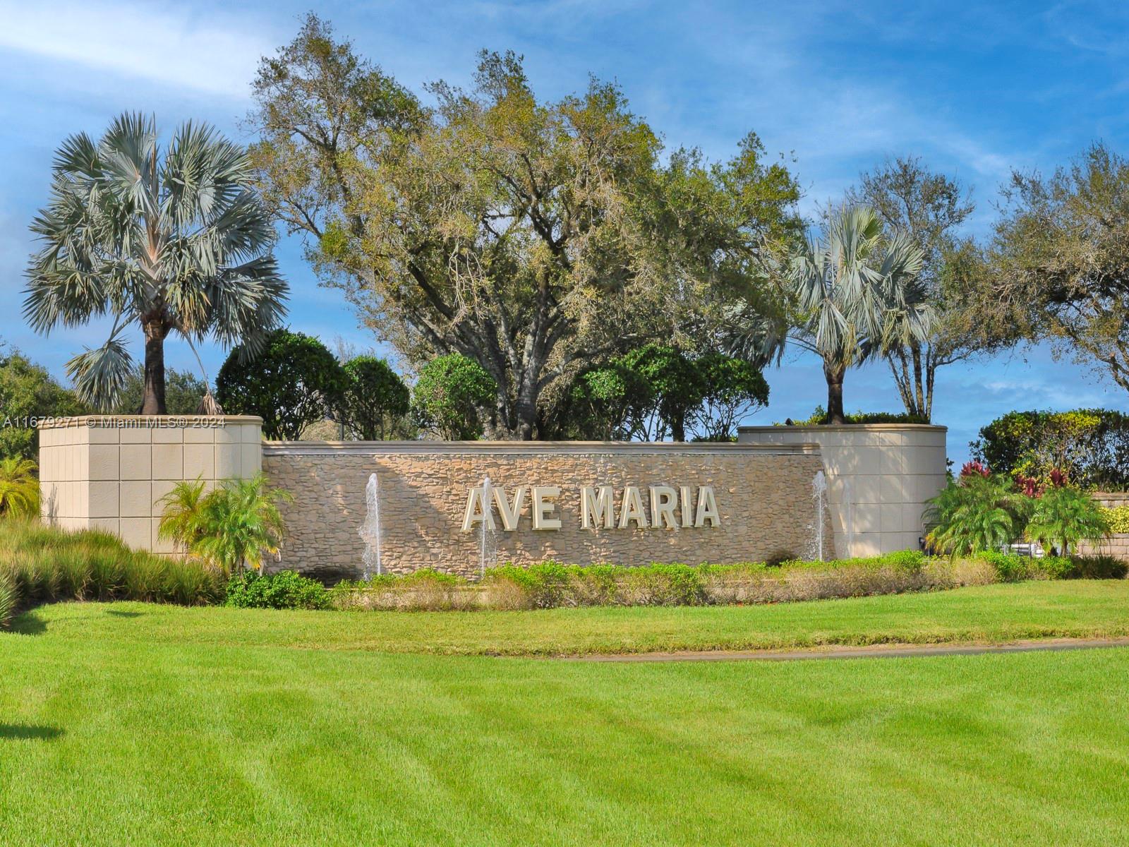 5243 Karlia Dr, Ave Maria, Collier County, Florida - 4 Bedrooms  
4 Bathrooms - 