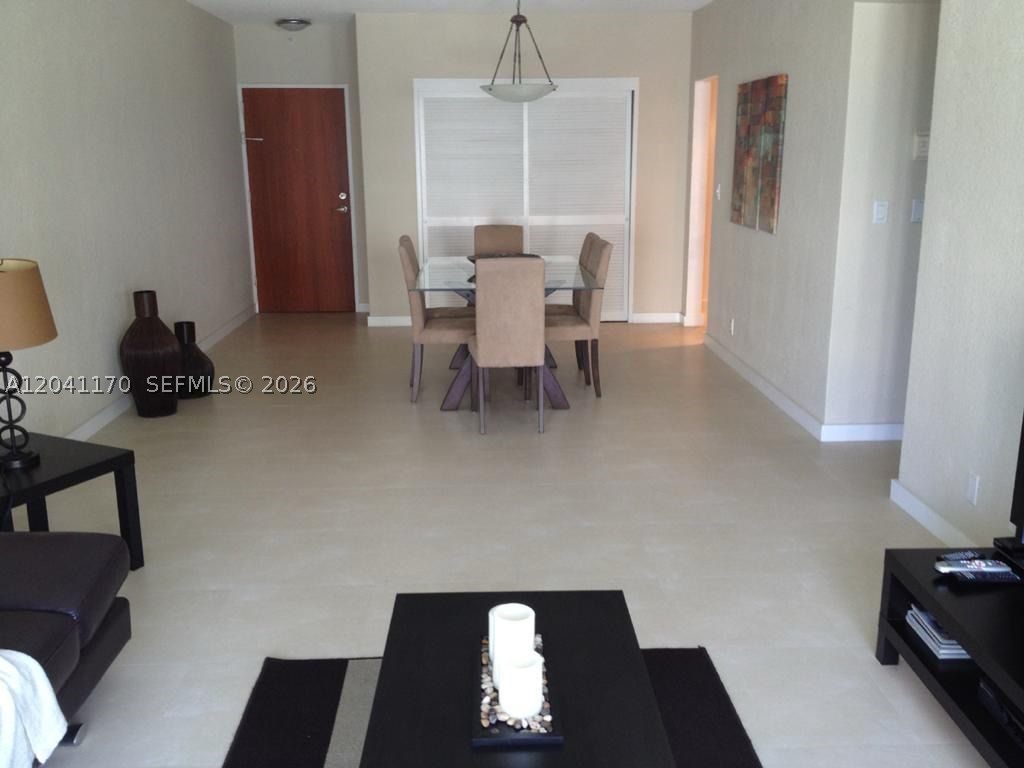 3901 S Ocean Dr 8C
