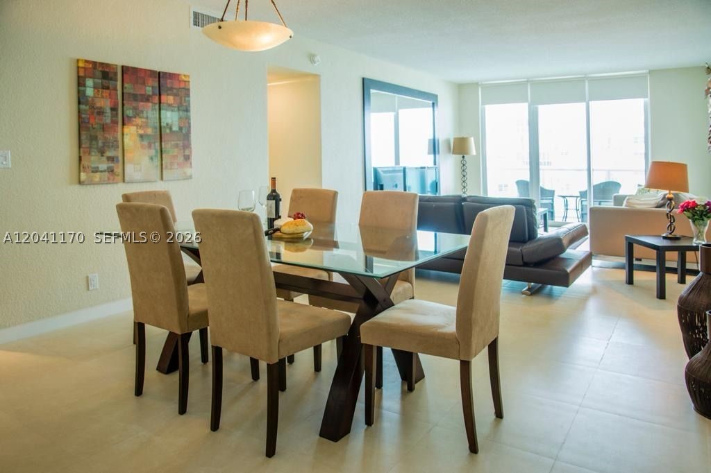 3901 S Ocean Dr 8C