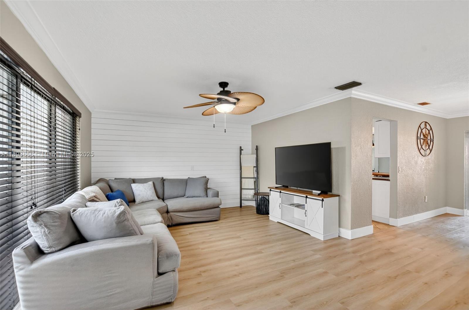 SUNRISE GOLF VILLAGE SEC - Residential
