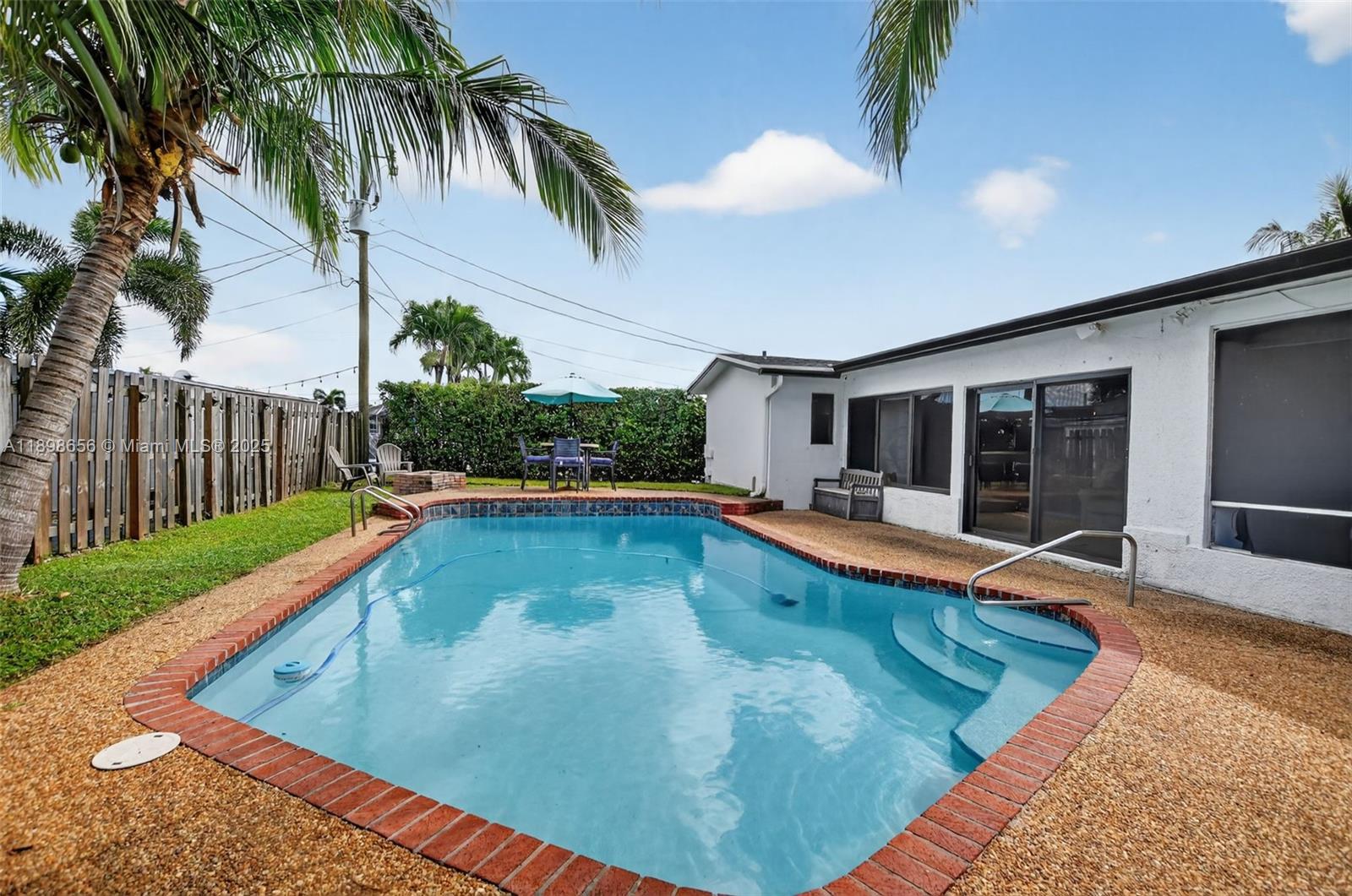 SUNRISE GOLF VILLAGE SEC - Residential