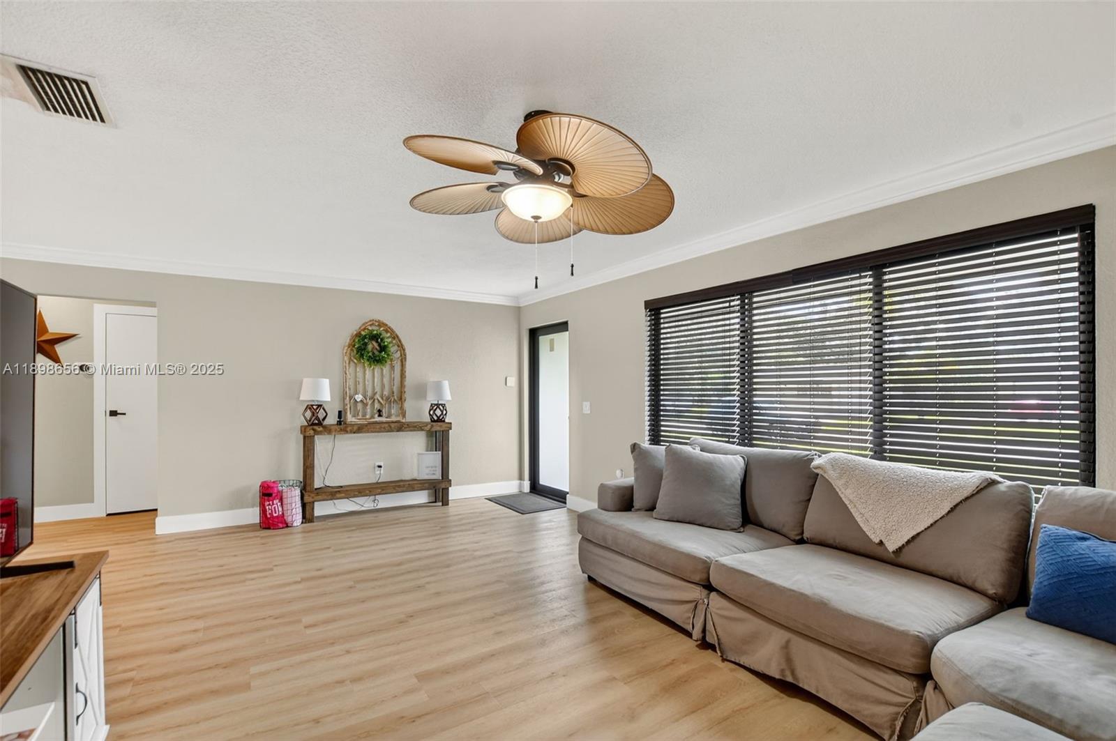 SUNRISE GOLF VILLAGE SEC - Residential