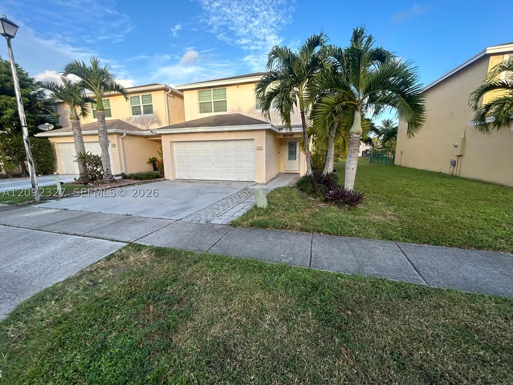 Photo of 4046 Eastridge Dr, Deerfield Beach, FL 33064 (MLS # A12092327)
