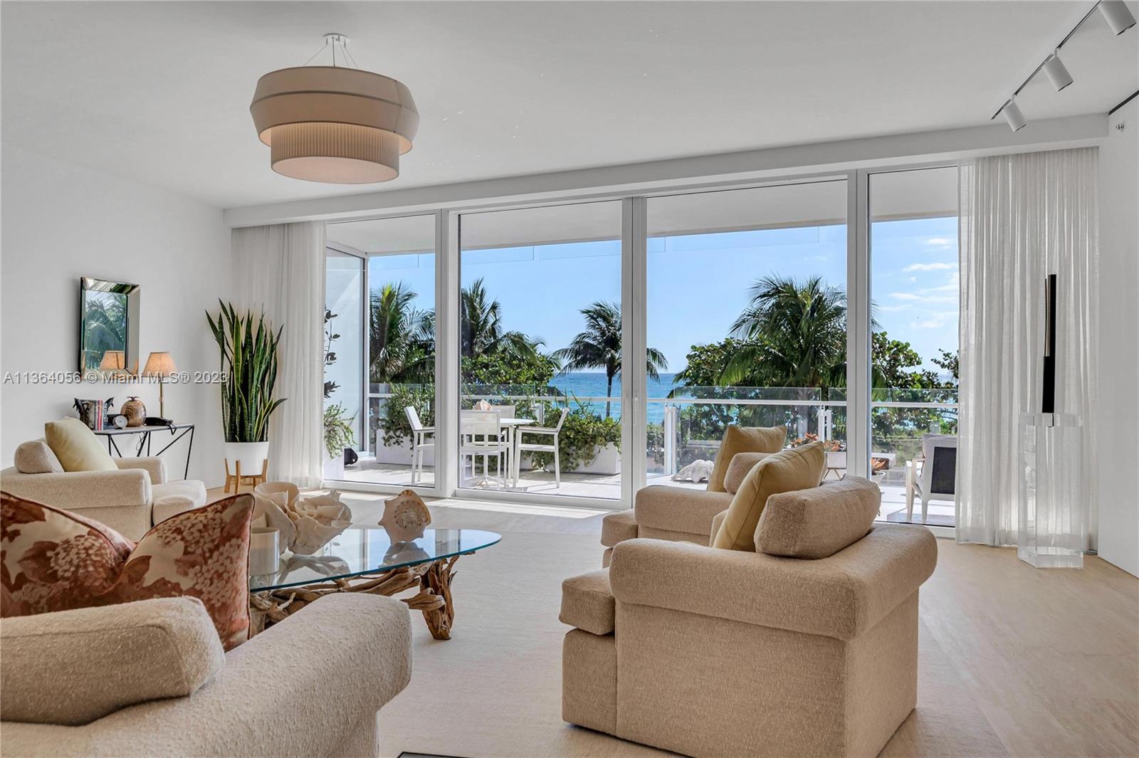 SURF CLUB CONDO - Residential