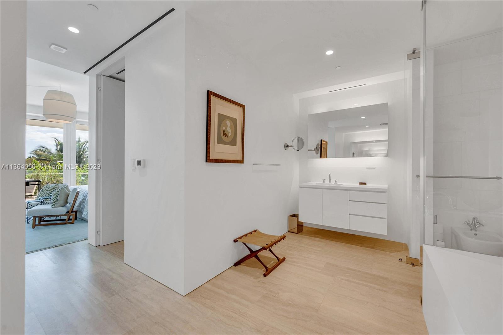 SURF CLUB CONDO - Residential