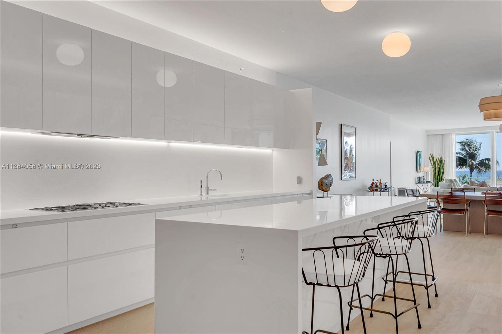 SURF CLUB CONDO - Residential