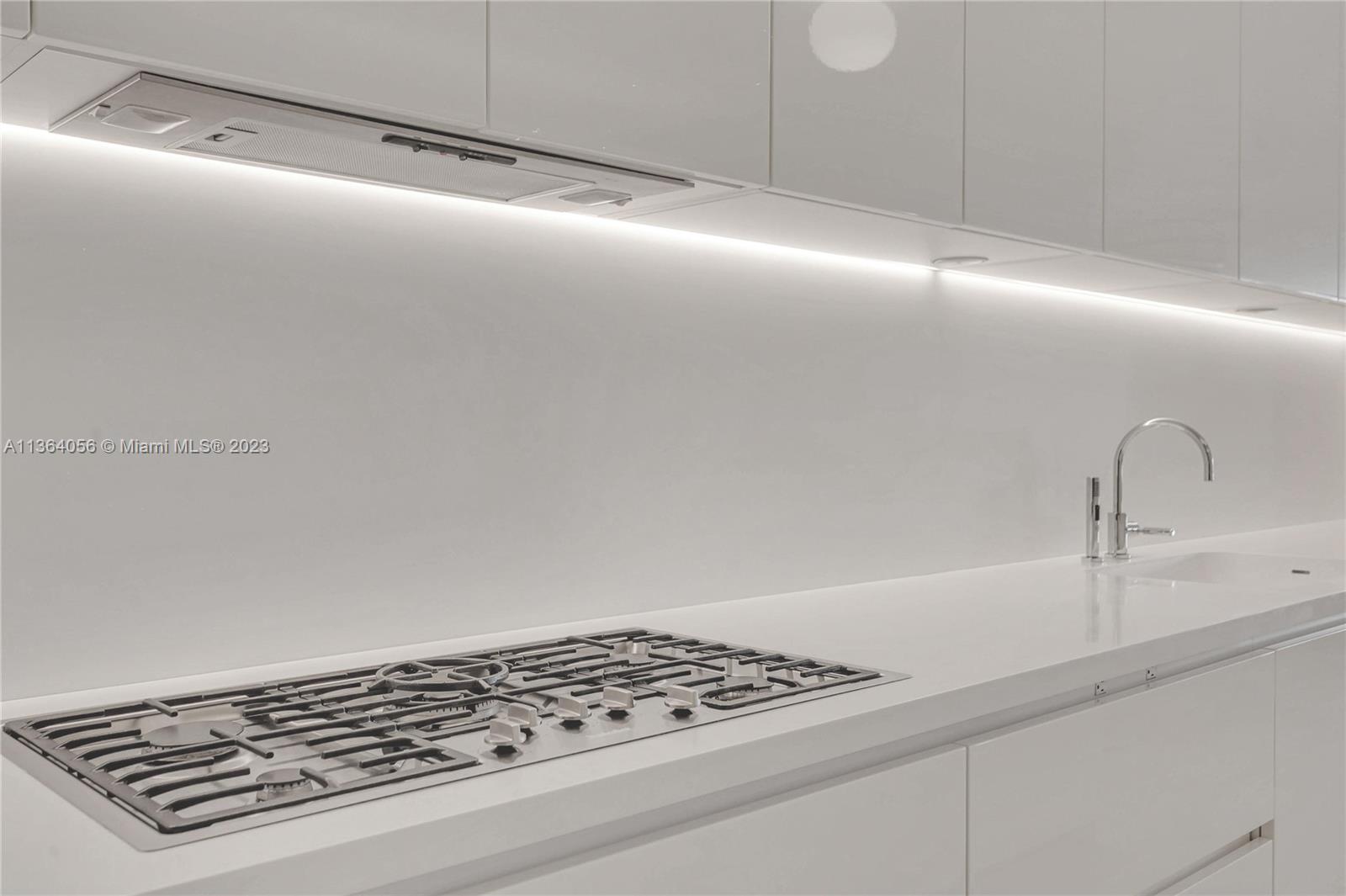 SURF CLUB CONDO - Residential