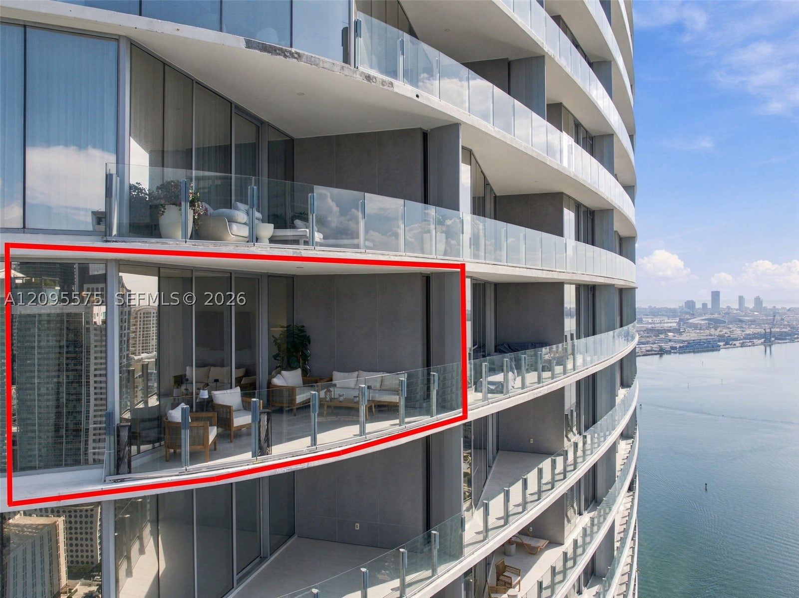300 Biscayne Boulevard Way 4007W