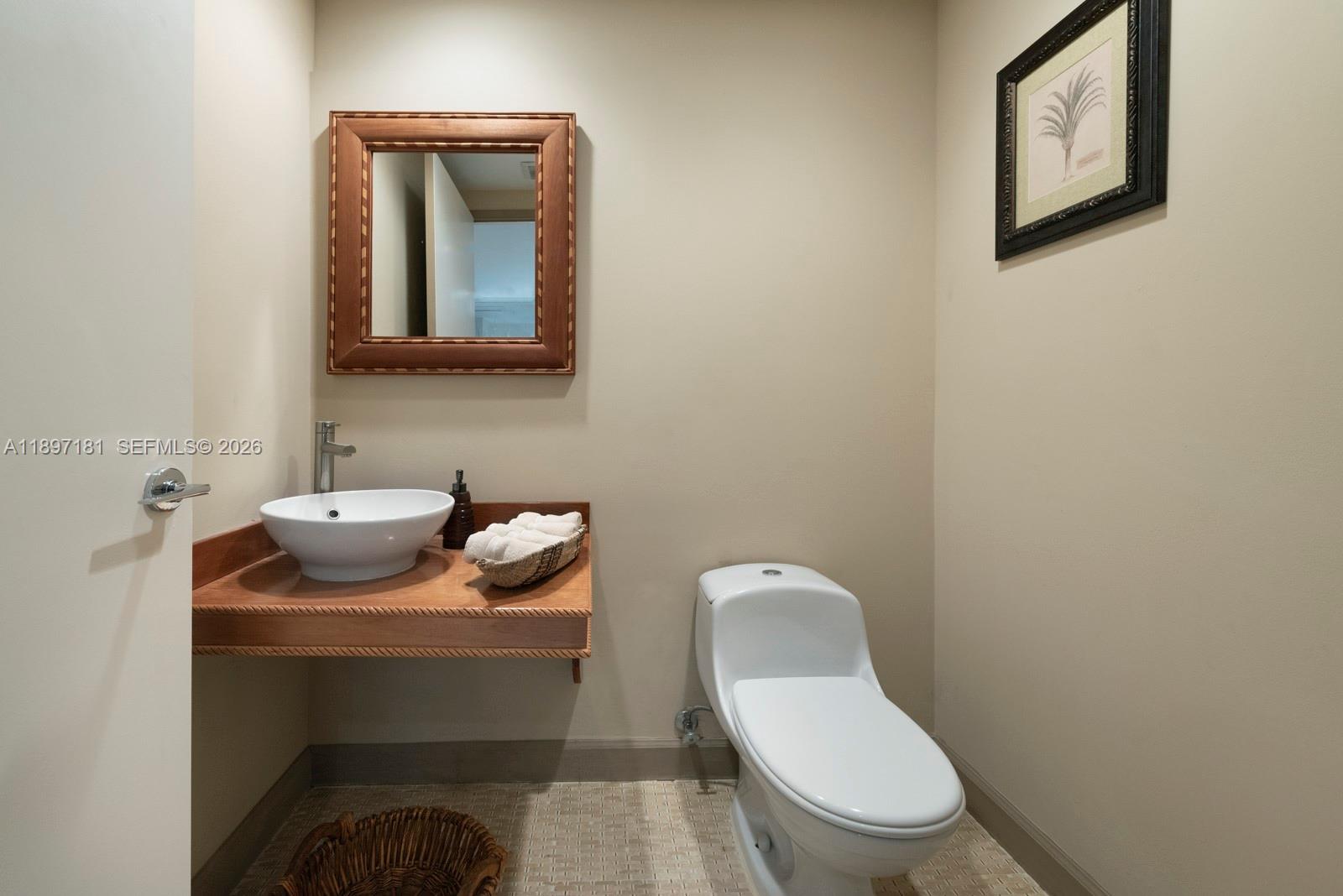 LAKE TOWER CONDO - Residential