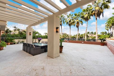 765 Crandon Blvd 102 Key Biscayne FL 33149