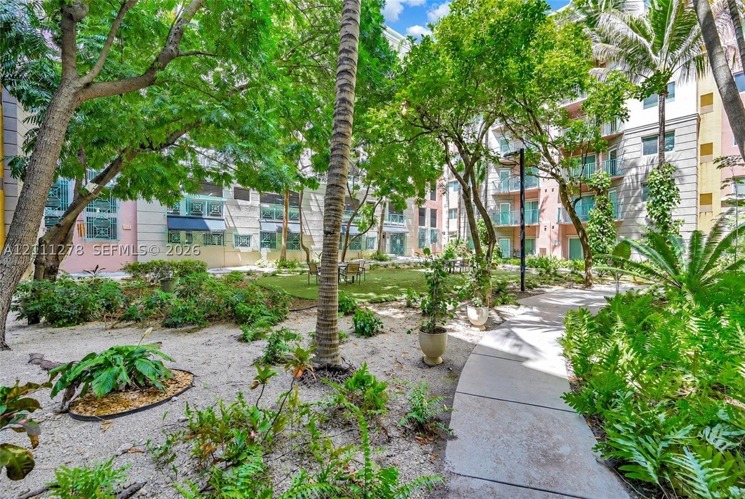 6001 SW 70th St 640