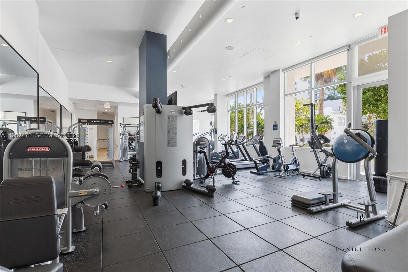 CAPRI SOUTH BEACH CONDO - Residential