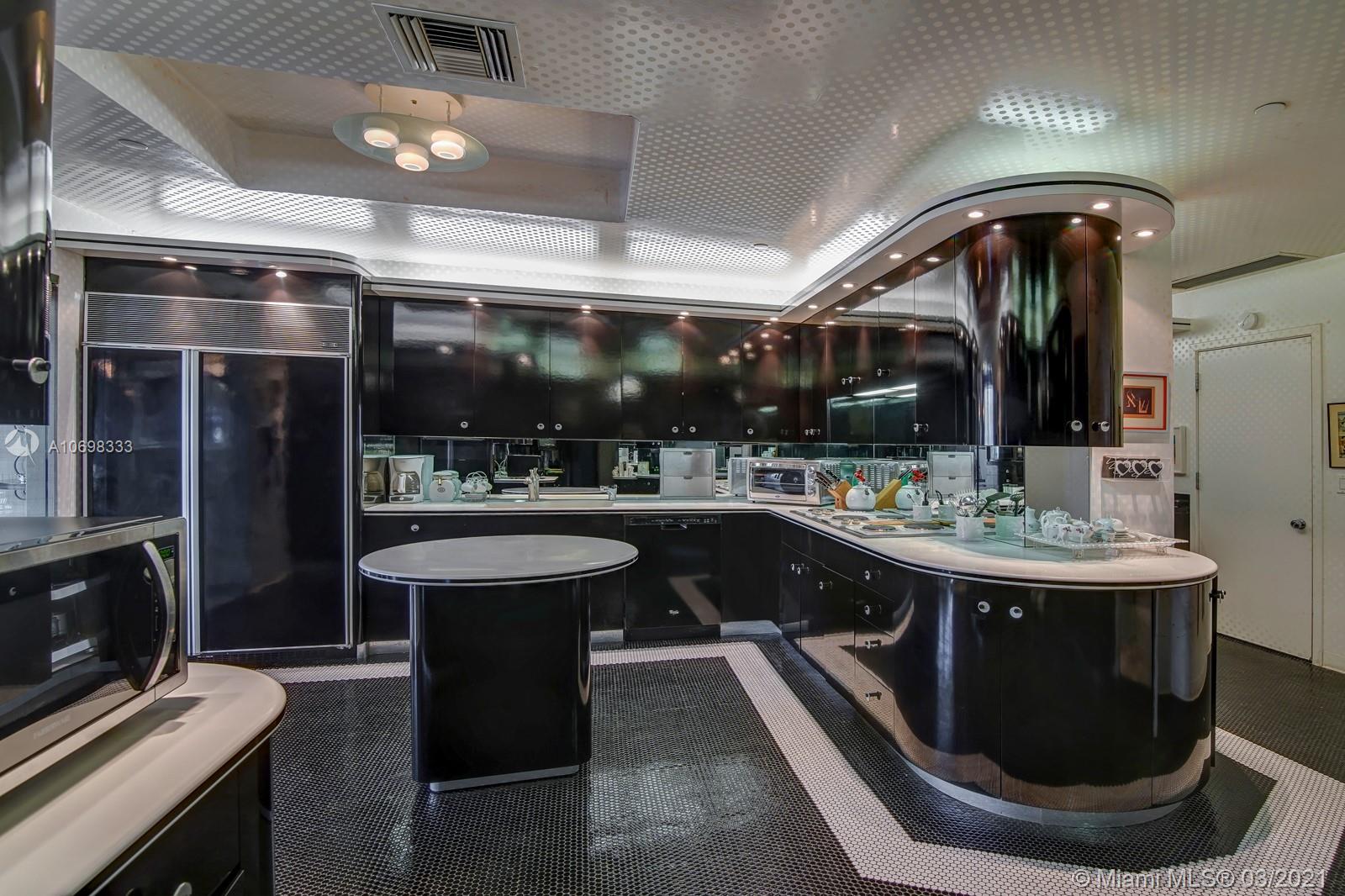 BAL HARBOUR TOWER CONDO - Residential