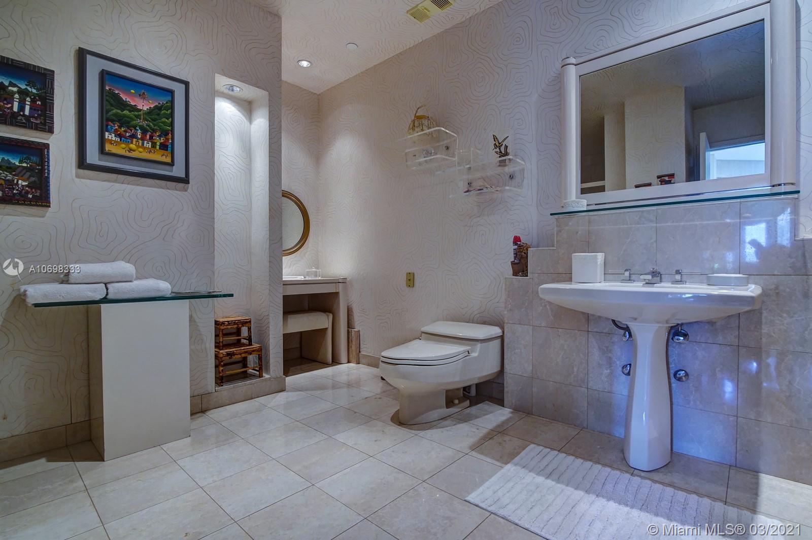 BAL HARBOUR TOWER CONDO - Residential