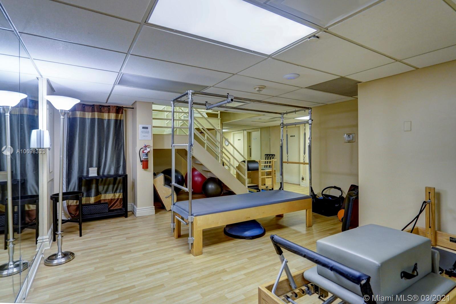 BAL HARBOUR TOWER CONDO - Residential