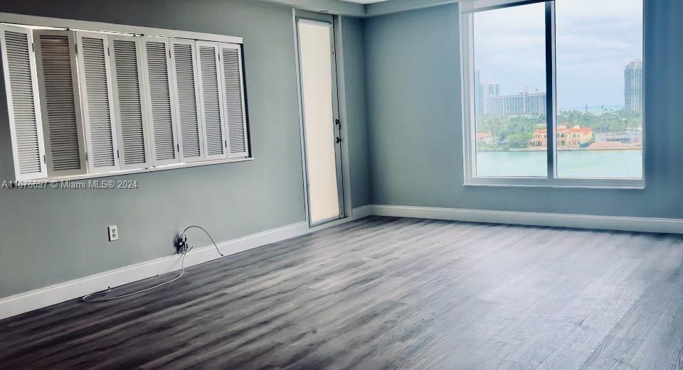 ISLAND POINTE CONDO - Residential Lease