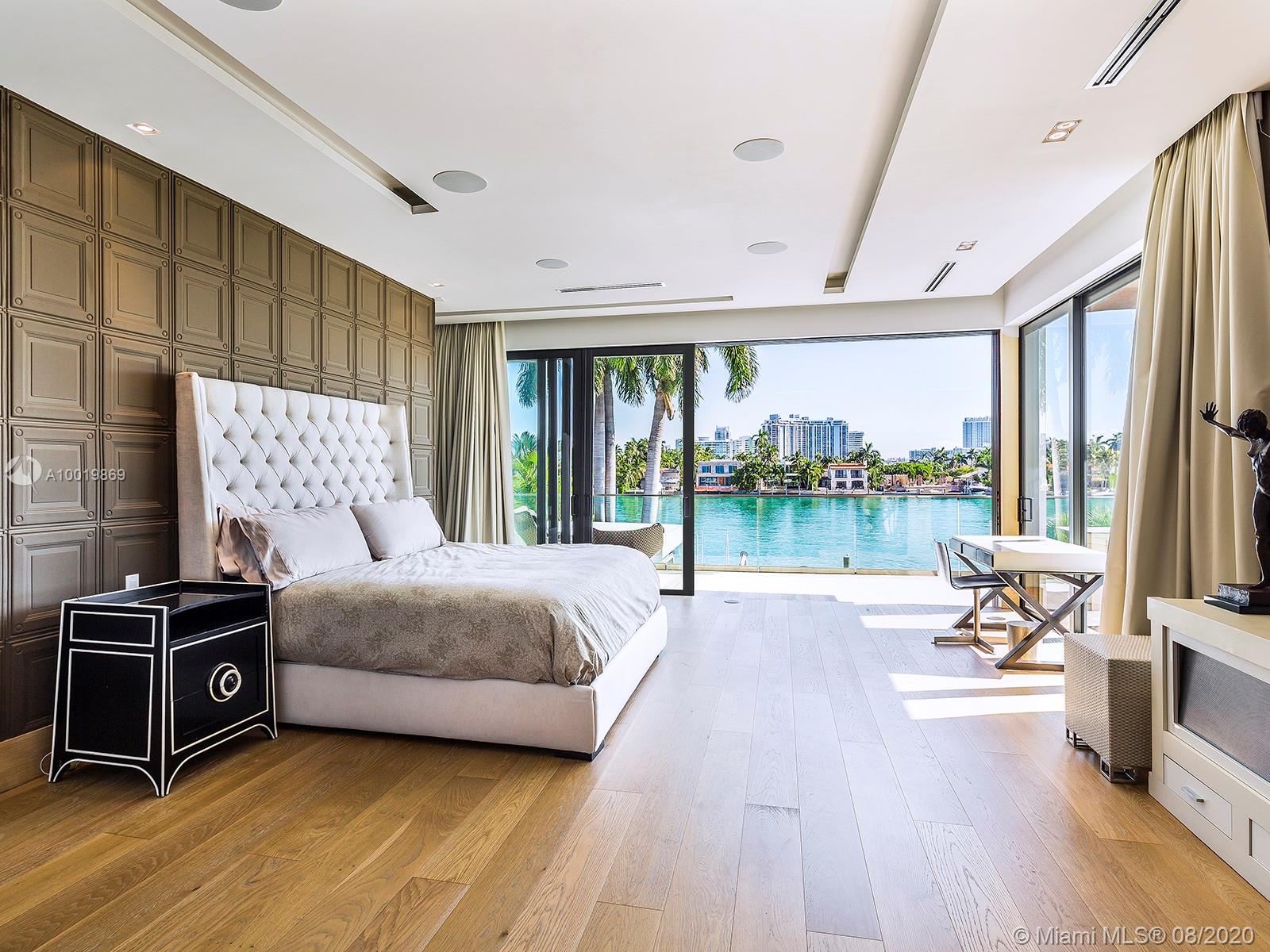 Di Lido Island - Residential