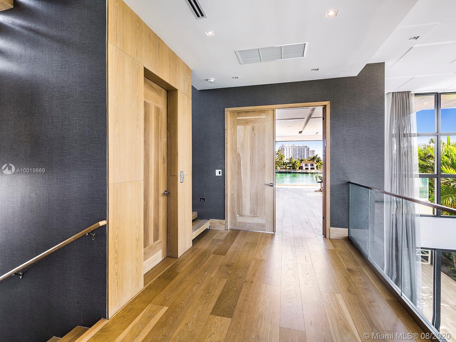 Di Lido Island - Residential