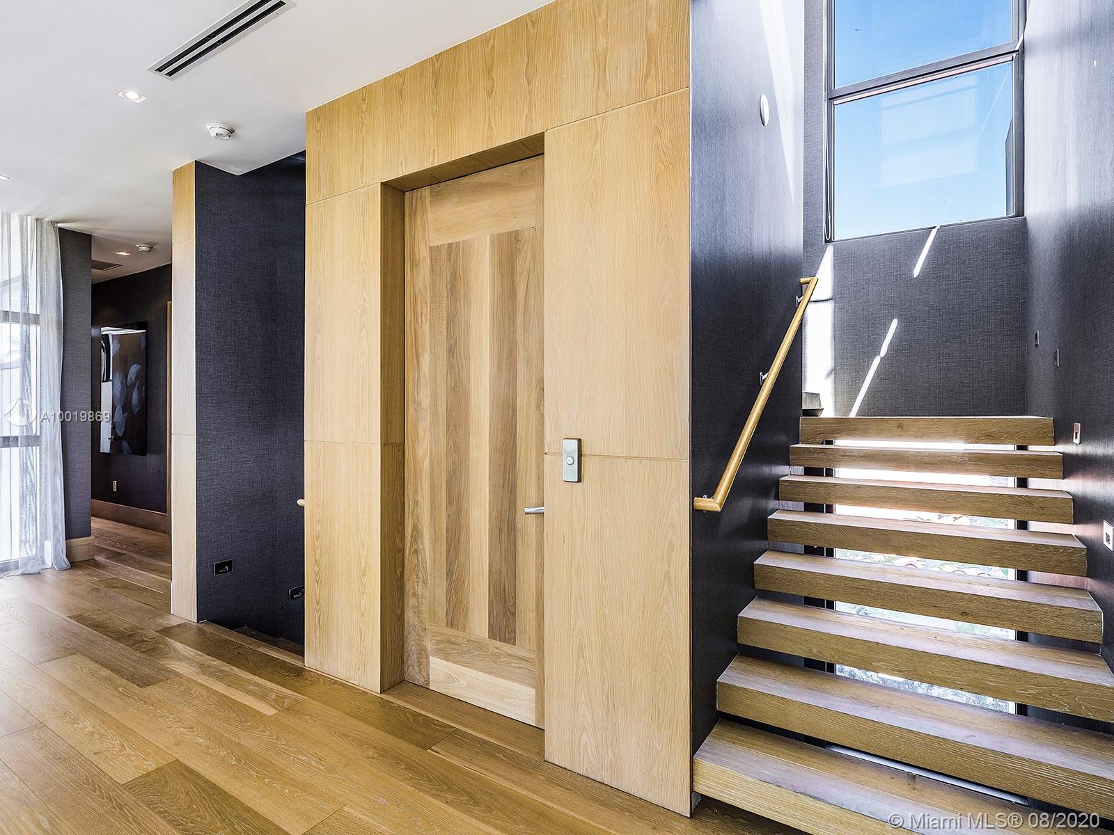 Di Lido Island - Residential