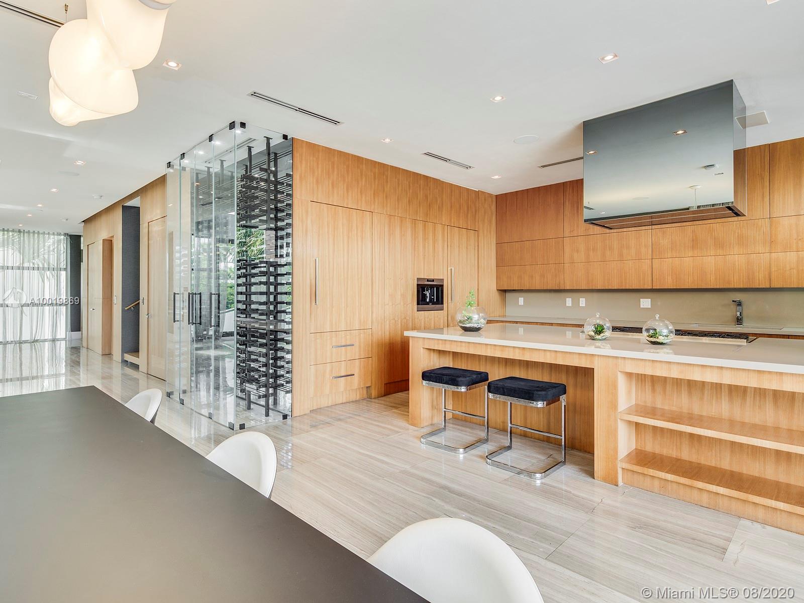 Di Lido Island - Residential