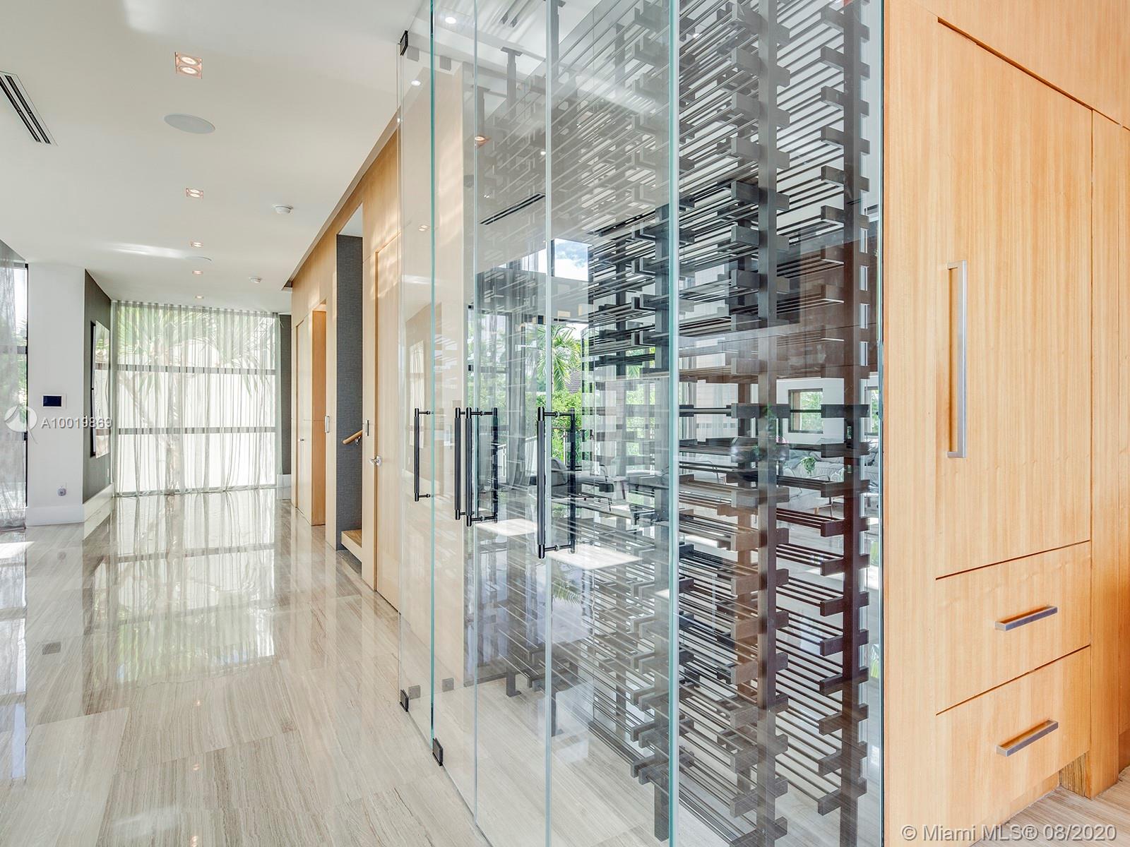 Di Lido Island - Residential